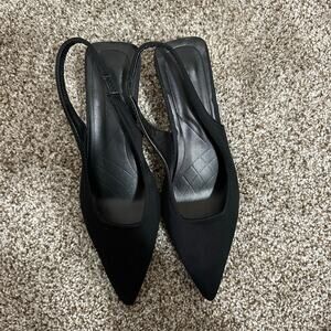 CHAAKAN Women's Pointed Slingback Size 38 In Black